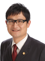 片岸寿文弁護士